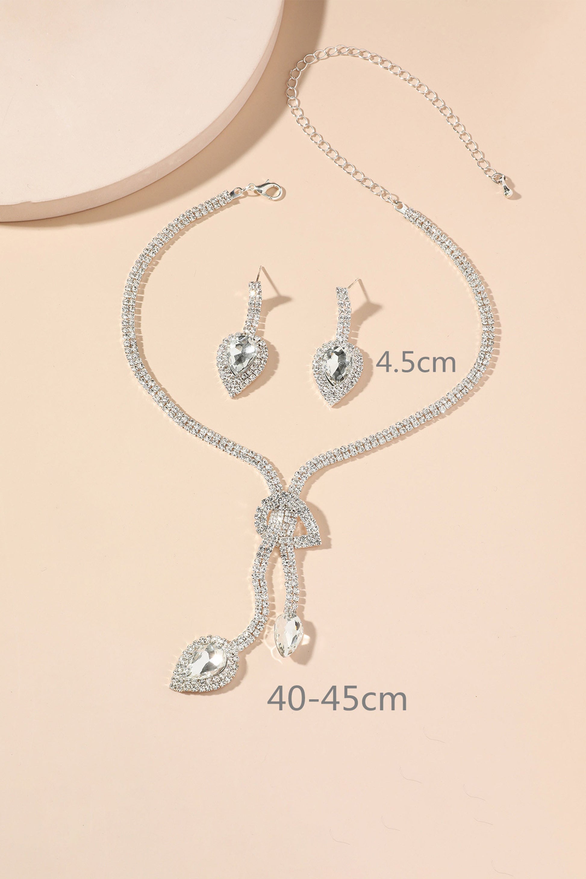 Set collana e orecchini placcati oro rosa Minni Disney Store | Disney Store Set collana e orecchini placcati oro rosa Minni Disney Store | Disney Store