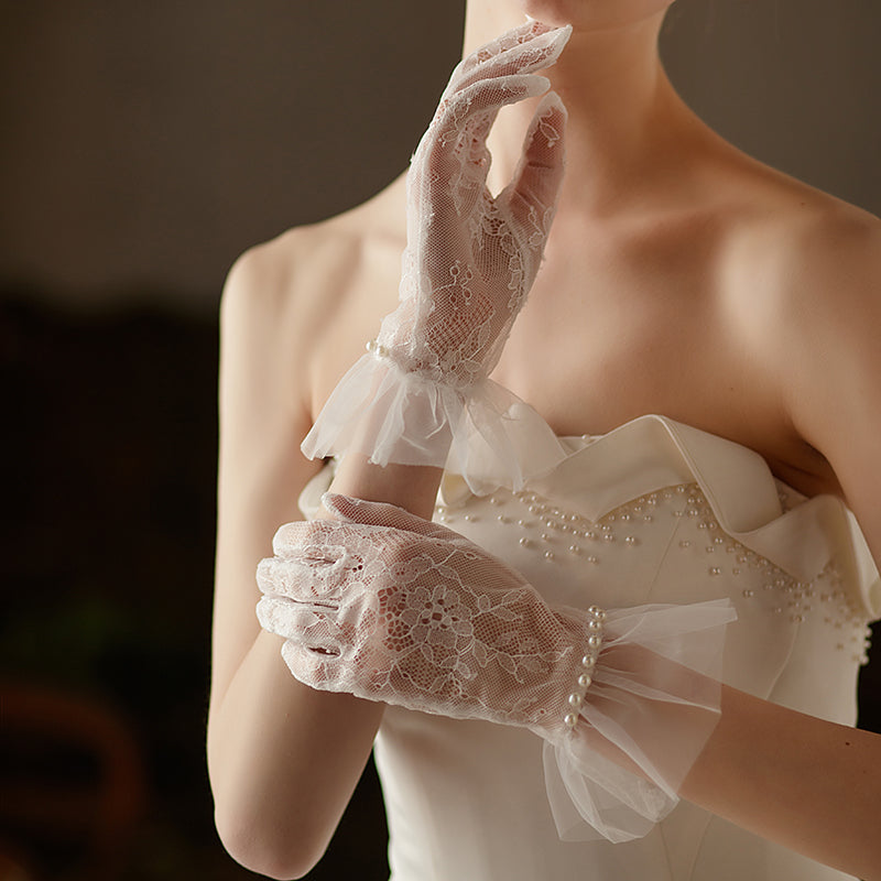 Guanti da sposa in tulle ricamato personalizzati: lunghezza senza dita - Italia Guanti da sposa in tulle ricamato personalizzati: lunghezza senza dita - Italia