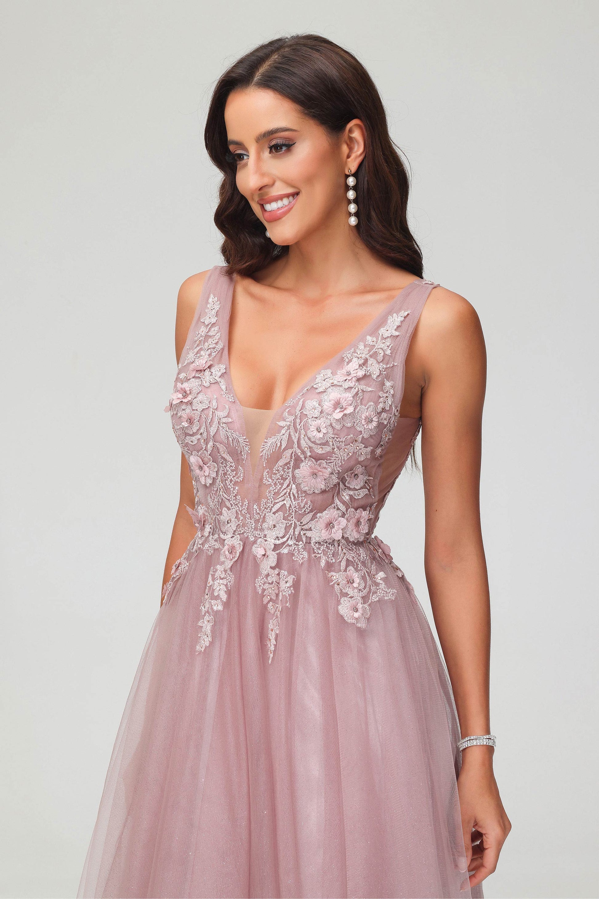 Abito in tulle perline e paillettes – LA BOUTIQUE DEI BAMBINI Abito in tulle perline e paillettes – LA BOUTIQUE DEI BAMBINI