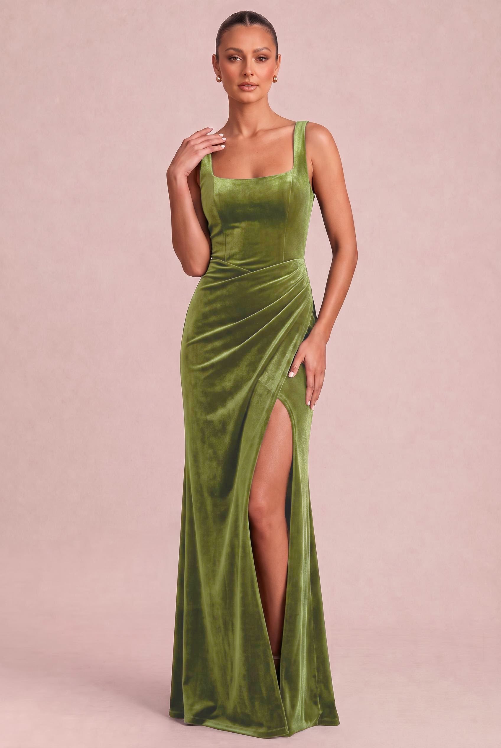 [Verde oliva]
