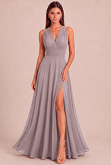 Keila V Neck