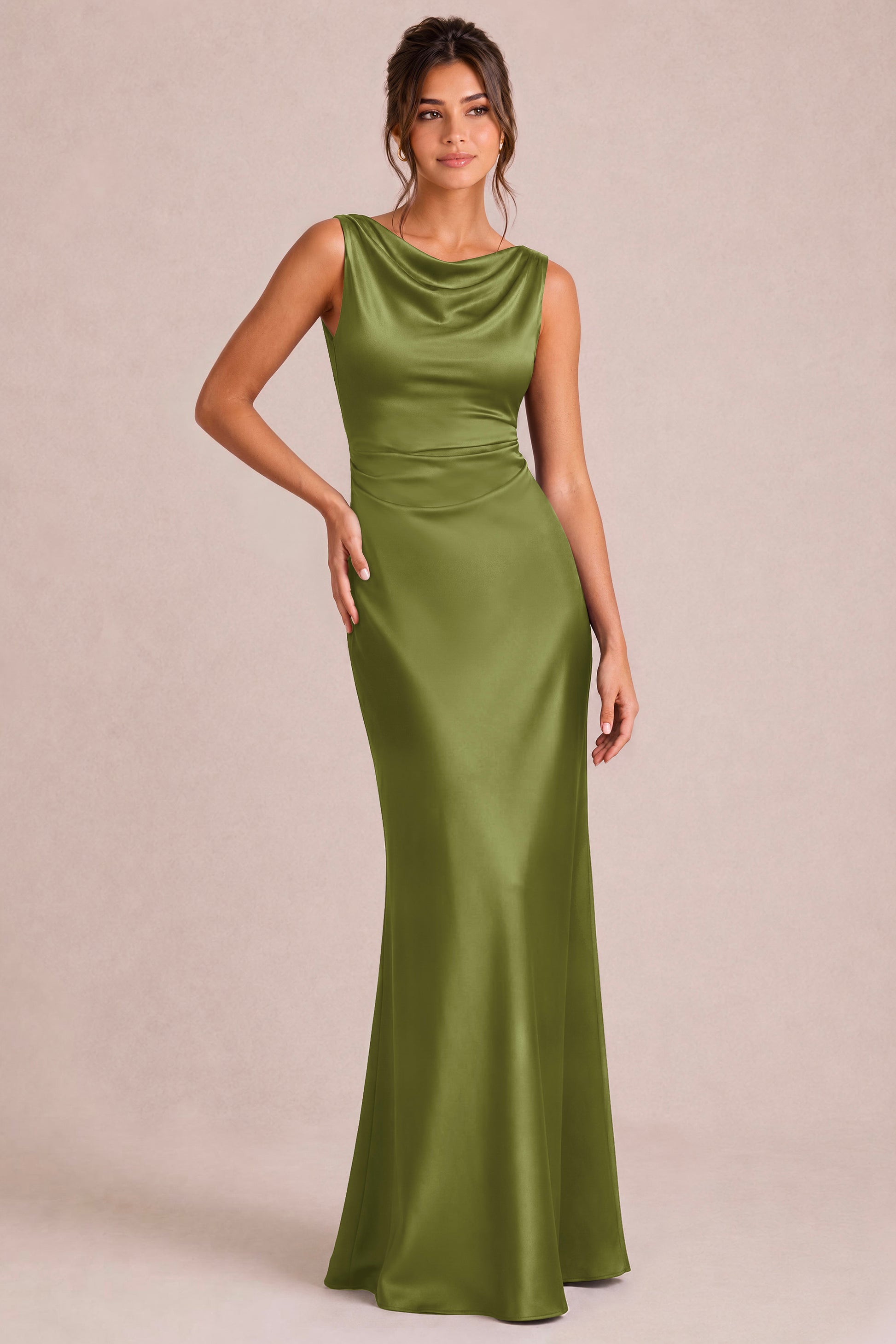 [Verde oliva]