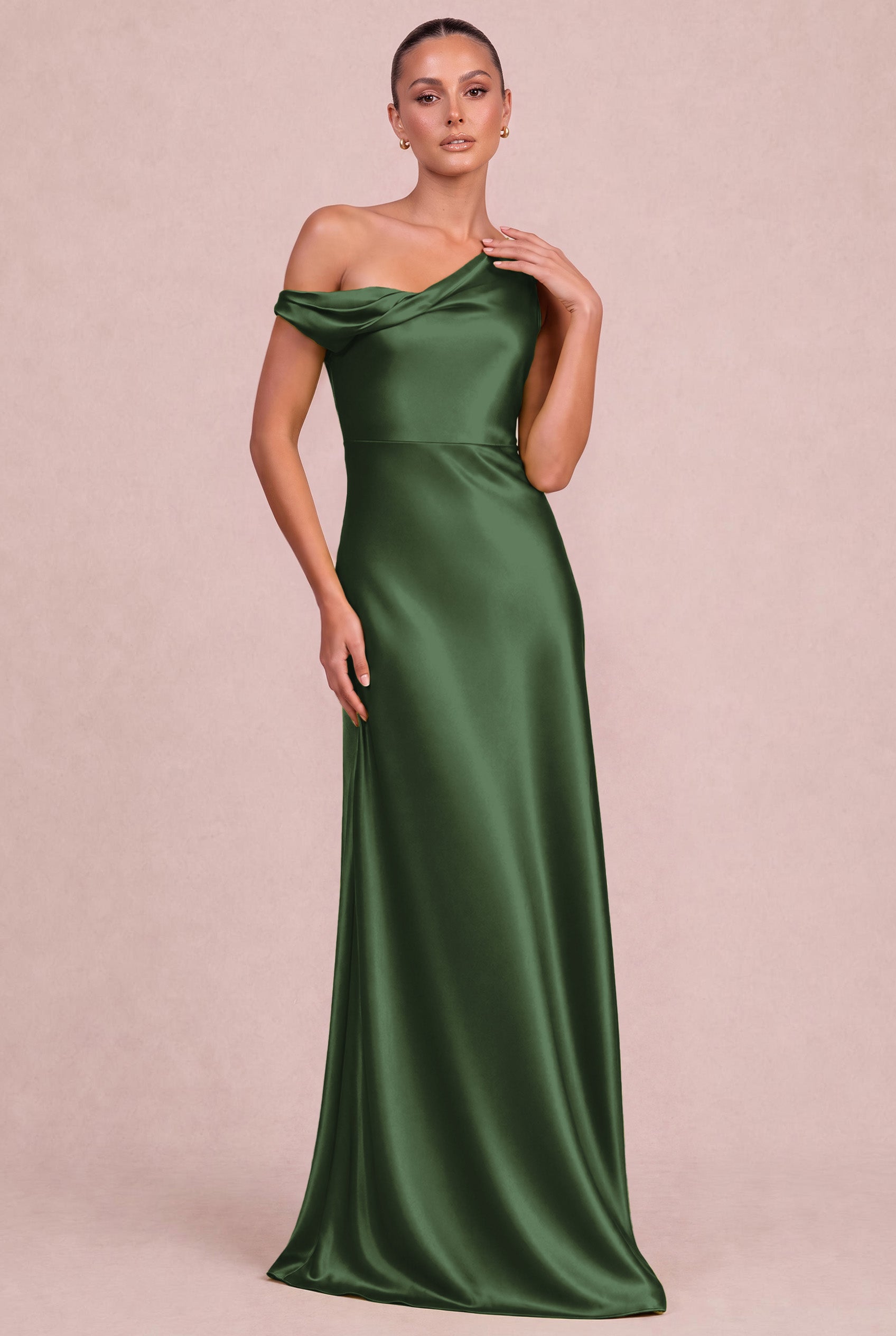 [Verde oliva]