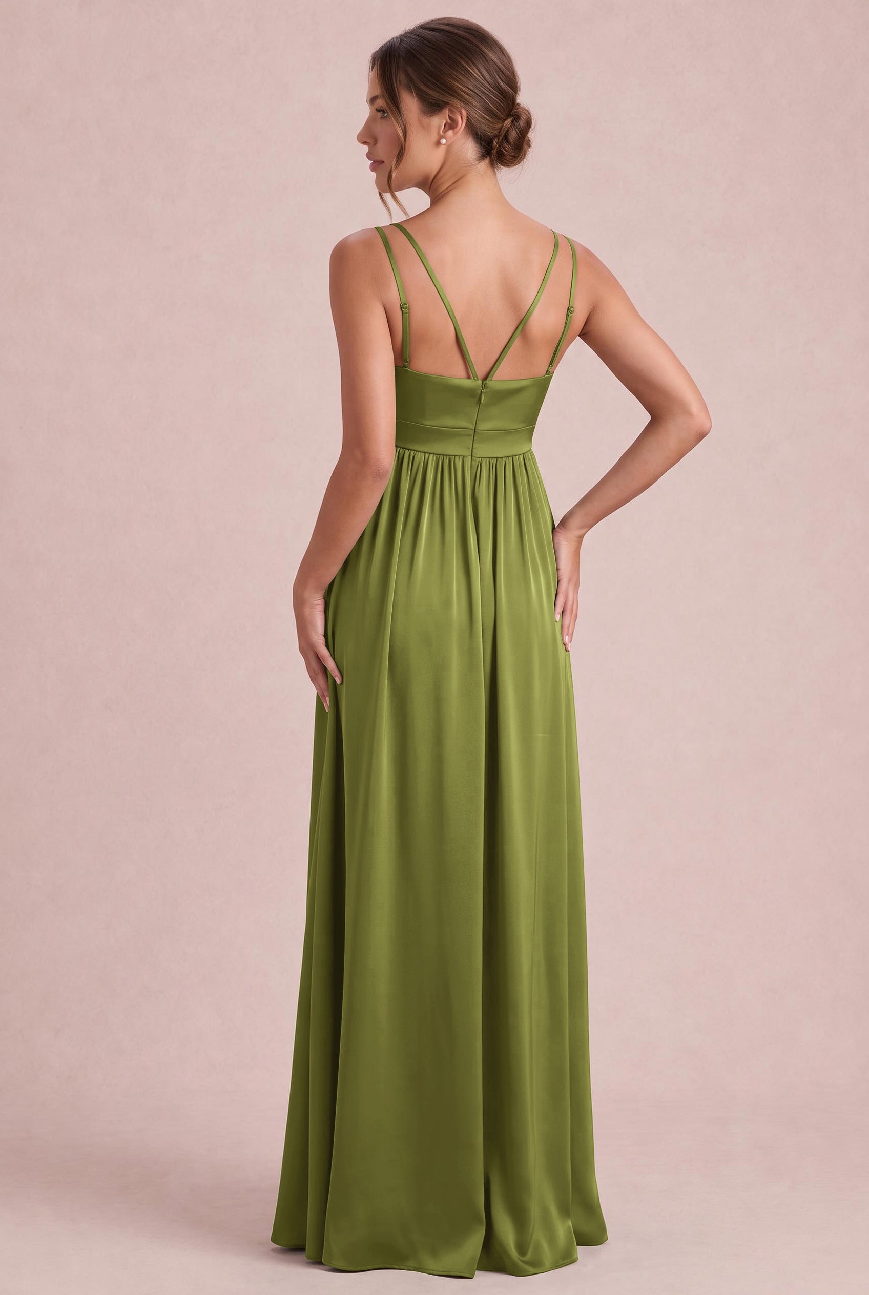 [Verde oliva]