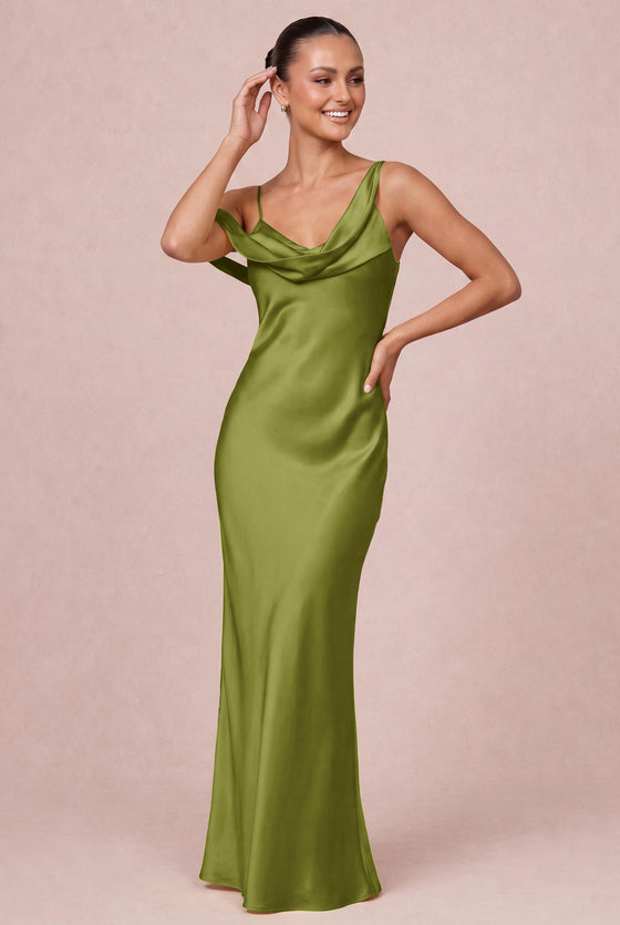 [Verde oliva]