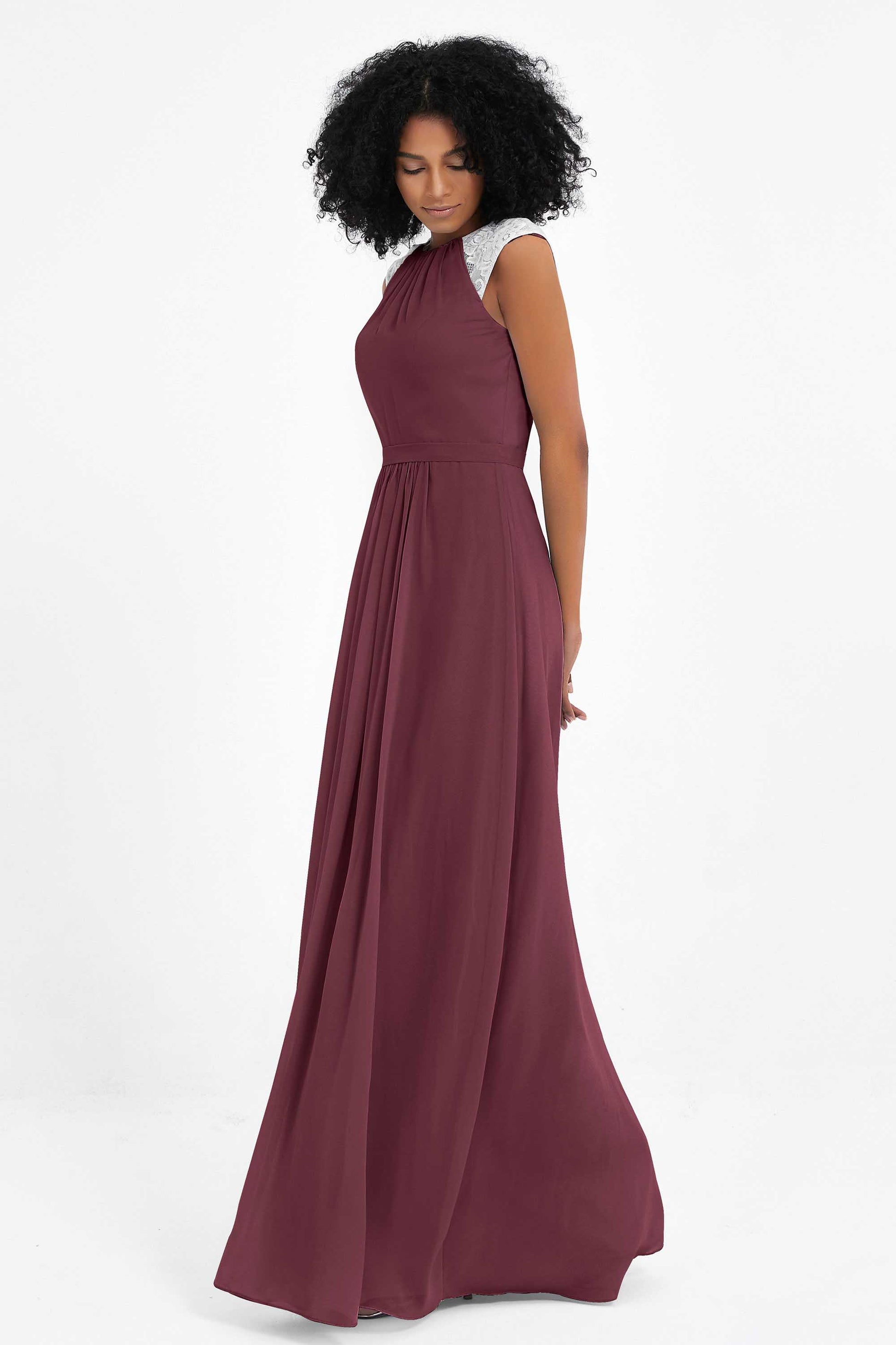 Abito lungo con maniche ad aletta in pizzo – DUNTERY IT