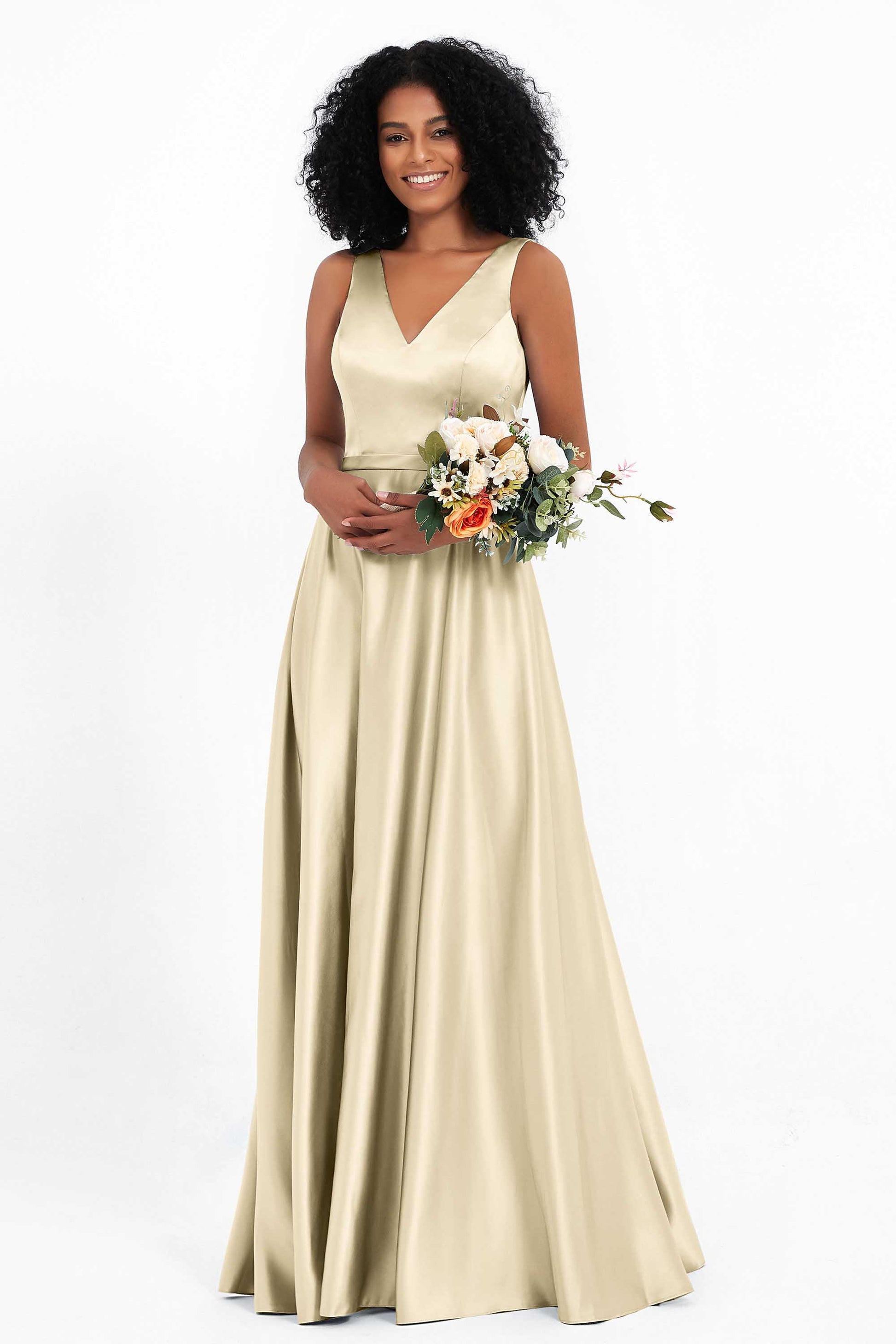 Abito a terra a trapezio in raso con doppio scollo a V – DUNTERY IT